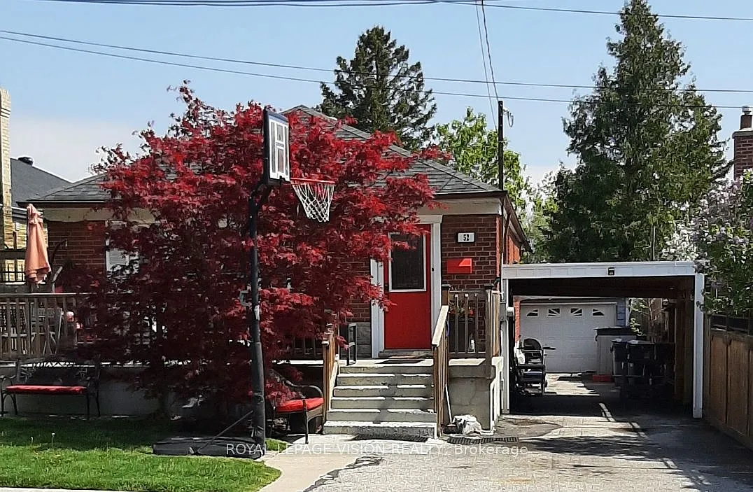 52 Ellendale Dr photo 1