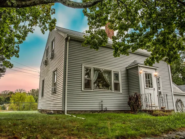 2 Campbell Ct, Taunton, MA 02780