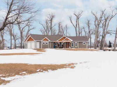 106 Ashlee Ave, Bismarck, ND, 58504