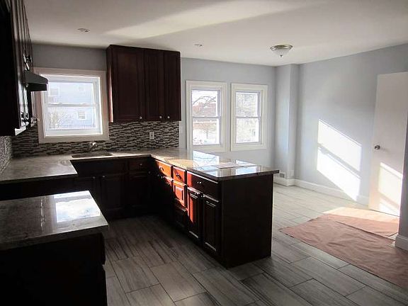 5th image of 253 Huntington Ave #0