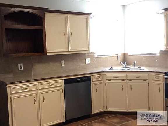 5th image of 4212 Zamorano St