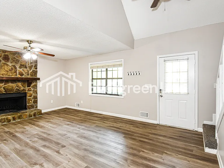 3981 Gann Rd SE — Photo 2