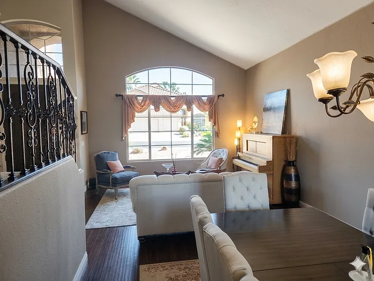 1727 W Thunderhill Dr — Photo 8