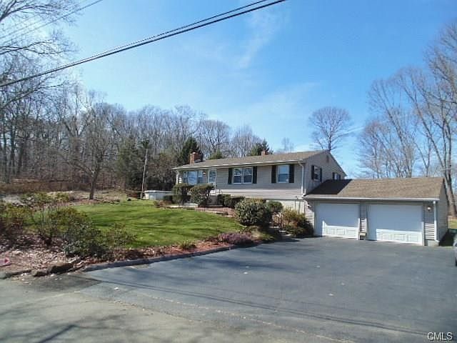 1st image of 524 Bradley St