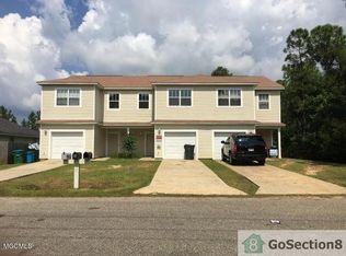 8592 Spring Ave #C, Ocean Springs, MS 39564