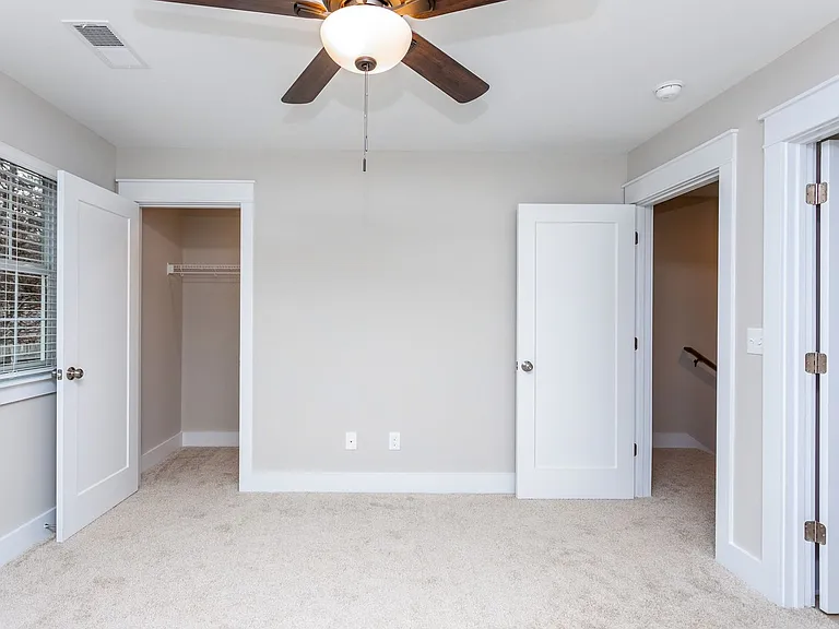 Westshire Townhomes — Photo 42