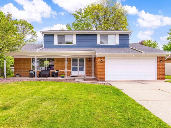 37568 Devoe St, Clinton Township, MI 48036