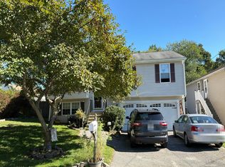 2 Morning Glory Rd, Cumberland, RI 02864