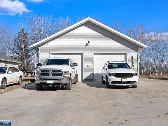 3rd image of 8780 Forest Dr