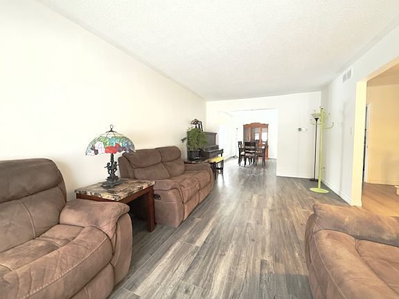 5th image of 195 Grenfell Pl