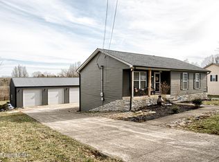 302 Hunter Rd, Taylorsville, KY 40071