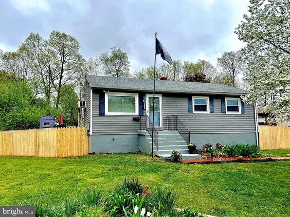 8101 Mace Ct, Manassas, VA 20111