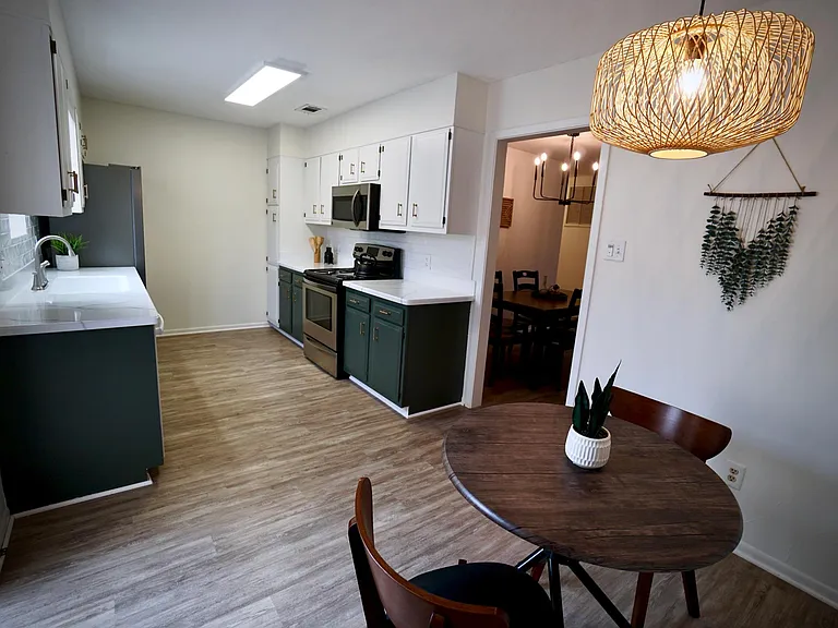 1145 Sunmeadow Dr — Photo 10