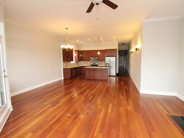 3110 W Belmont Ave #2W — Photo 5