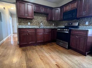 19 Hecla St FLOOR 2, Dorchester, MA 02122