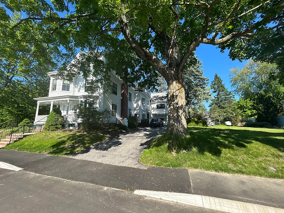 78 Lamb St #2
