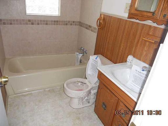 5th image of 4844 N David St