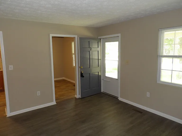 248 Meadowview Dr #2 — Photo 10