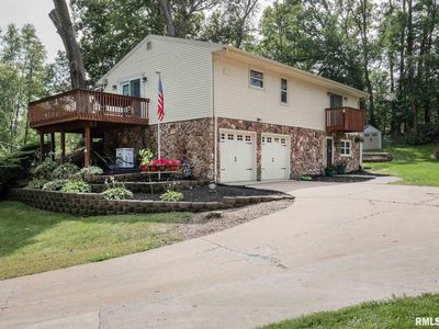 8324 55th St, Coal Valley, IL, 61240