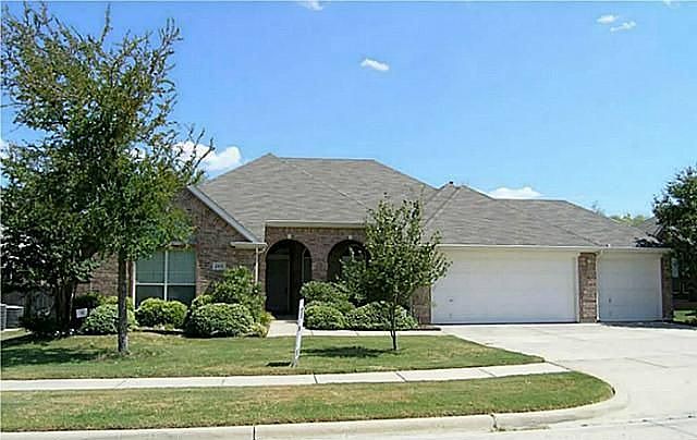 1st image of 2451 Kingsley Dr