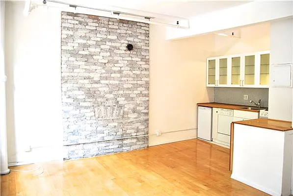 Rented by Luxe Group | media 30