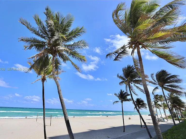 2401 S Ocean Dr #806 — Photo 18