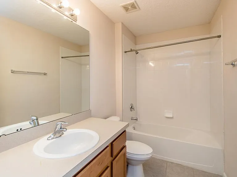 575 Oakleaf Plantation Pkwy #313 — Photo 10