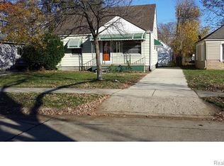 27400 Delton St, Madison Heights, MI 48071