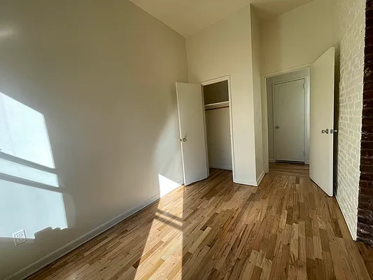 Rented by Best Apartments North Inc | media 21