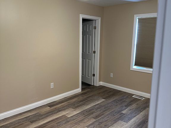 4th image of 898 S 9th St