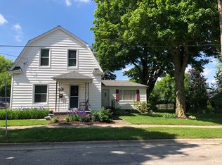 8056 Maple St, Swartz Creek, MI 48473