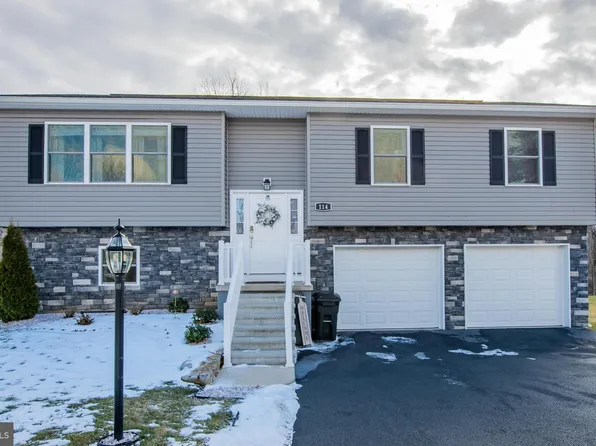 114 Whitetail Cir, Mill Hall, PA 17751