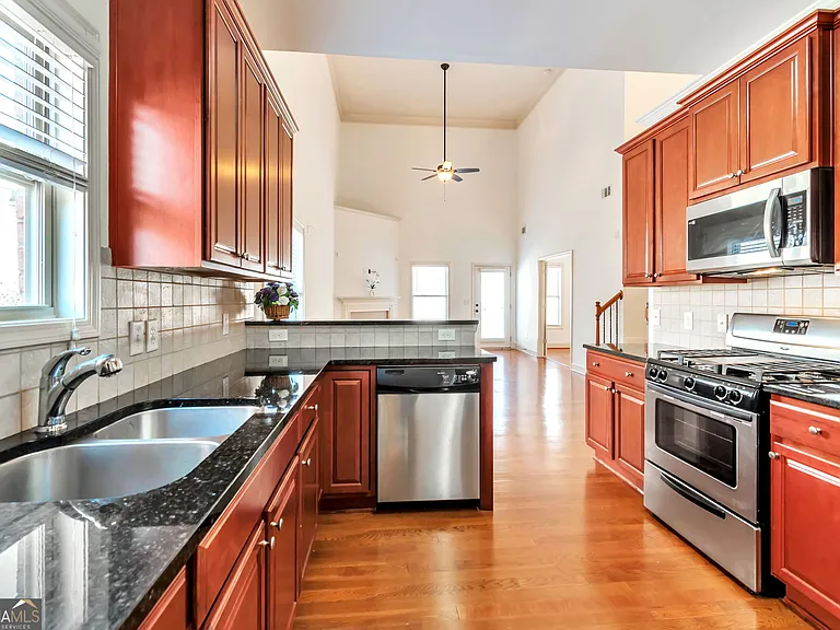 2125 Stancil Park Ln — Photo 8