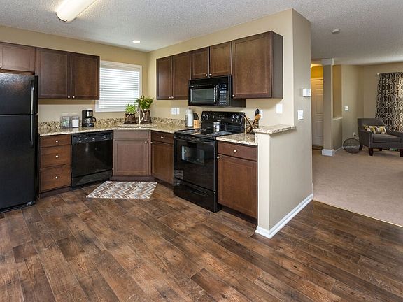 3rd image of 5699 Vista Dr #5683