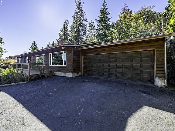 5th image of 1426 Woodland Dr