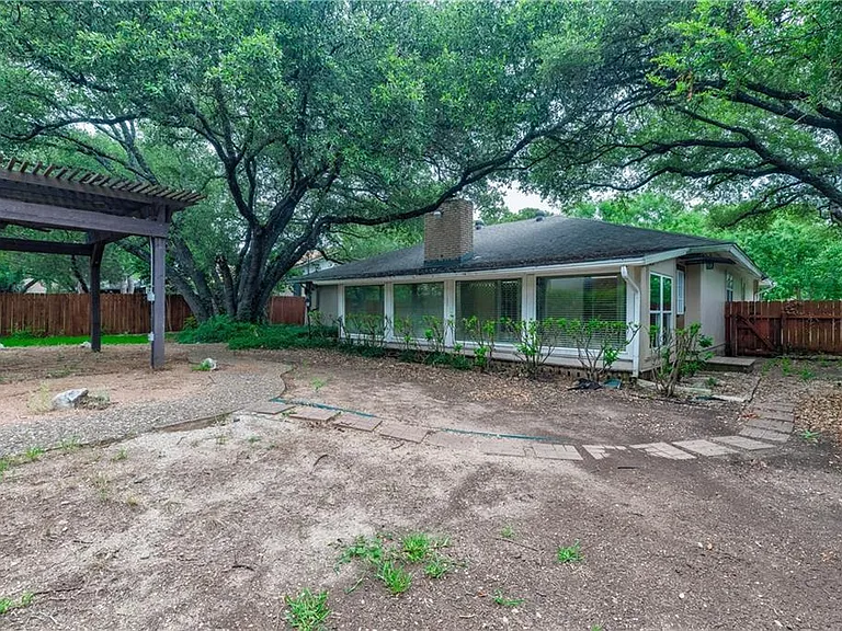 12118 Black Angus Dr — Photo 39