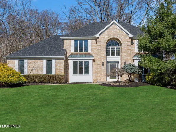 9 Cloverhill Lane, Freehold, NJ 07728
