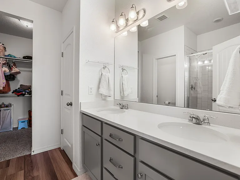 10450 Summer Ridge Dr — Photo 24