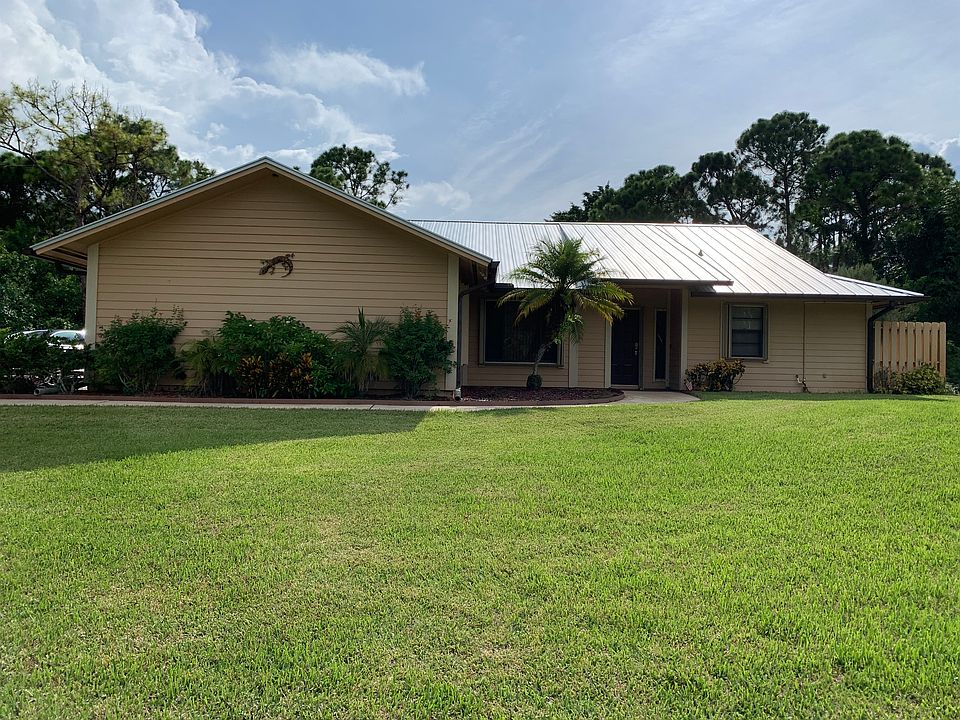 1st image of 5283 SW Leeward Ln