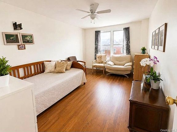 3rd image of 5921 Calloway St APT 4