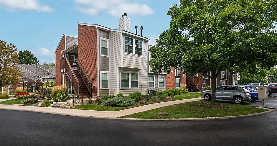 Windscape of Naperville Apartments — Photo 2
