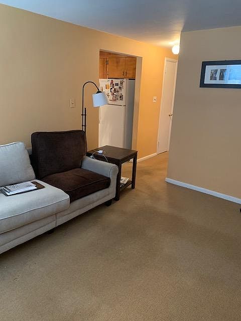 1st image of 139 Woodside Ave