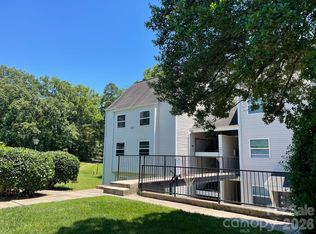9119 Spyglass Pl APT B, Charlotte, NC 28214