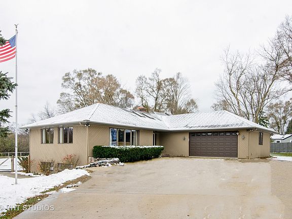2nd image of 27269 N Mack Dr