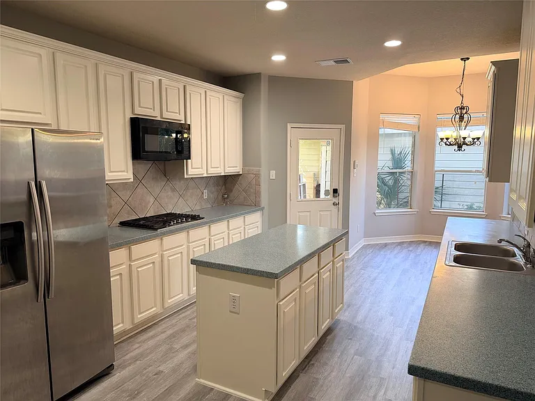 2303 Chelsea Ridge Ct — Photo 11
