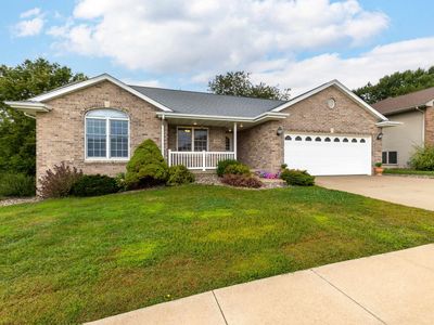 3558 Eclipse Cir, Dubuque, IA, 52003