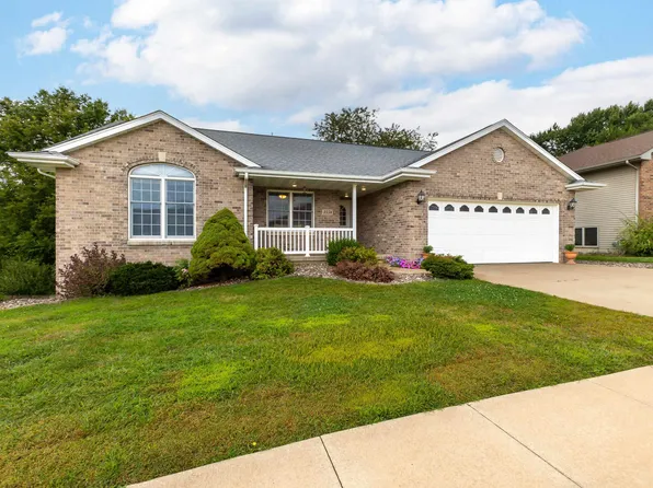 3558 Eclipse Cir, Dubuque, IA 52003