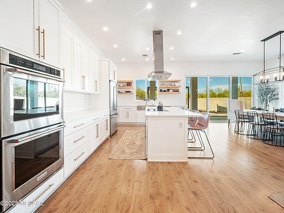 4th image of 2540 W Oasis Springs Ct