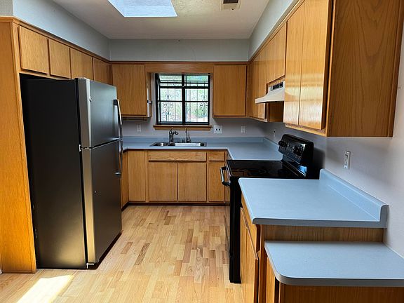 5th image of 5337 Van Christopher Dr NE