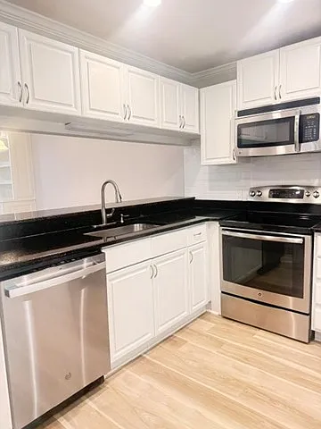 3401 Trade Winds Dr #1C — Photo 5